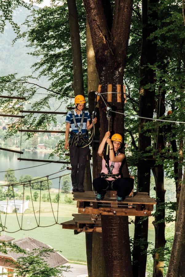 Gasthof Zur Post ออสซิอัค ภายนอก รูปภาพ